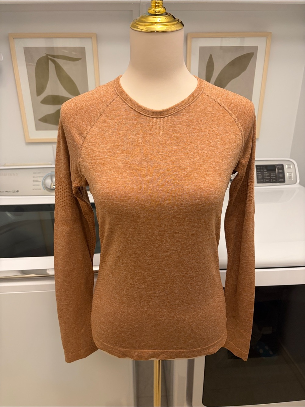 Used Rust Color FIGS Women’s Lightweight Long-Sleeve